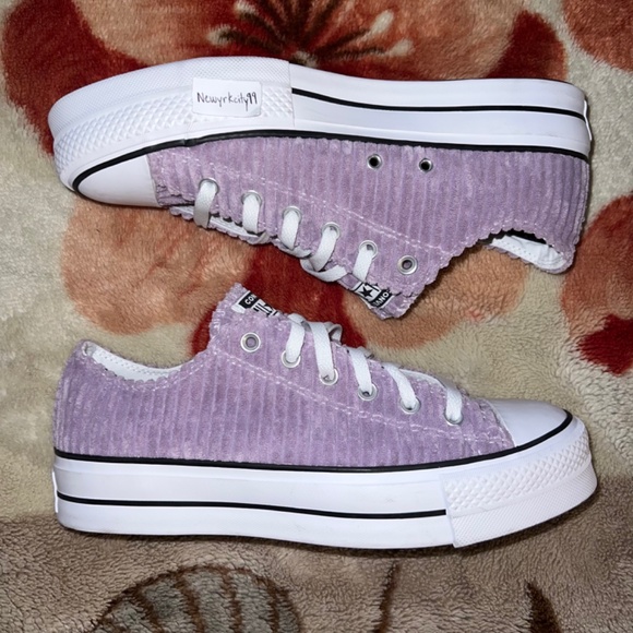 Converse Purple and White Sneakers for Everyday Style - Picture 2 of 3